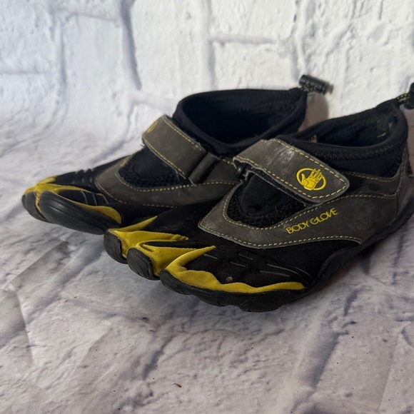 Body Glove Other - Body Glove Kids Water Shoes - Charcoal and Yellow